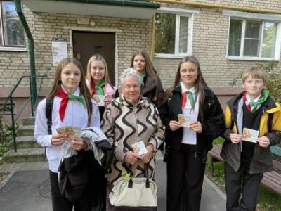 Районная акция «Цветок за прожитые годы»