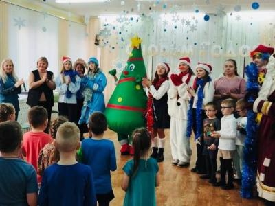 украсим елку вместе