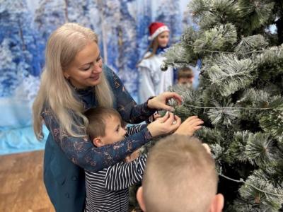 украсим елку вместе