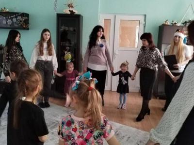 украсим елку вместе