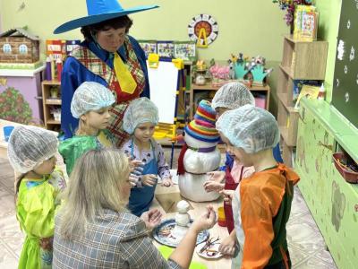 дошкольники